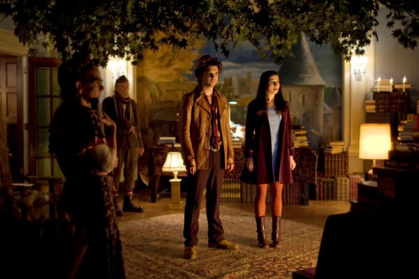 ALICE -- Pictured: (l-r) Andrew-Lee Potts as The Hatter, Caterina Scorsone as Alice Hamilton -- Syfy Photo: James Dittiger